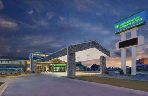 Fort Wayne Hotel | Wyndham Garden Fort Wayne
