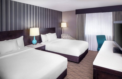 Westlake Hotel | Wyndham Garden Westlake
