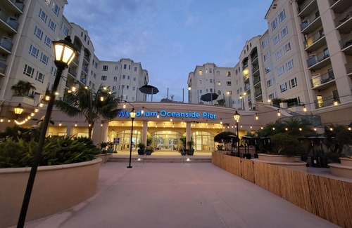 Townsite Apartment | Wyndham Oceanside Pier Resort - 3 Bedroom Ocean View Presidential Suite - Ocean