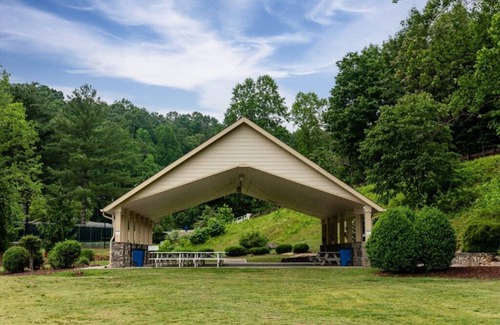 Lake Lure Condo | Wyndham Resort at Fairfield Mountains - Lake Lure - 1 Bedroom Deluxe