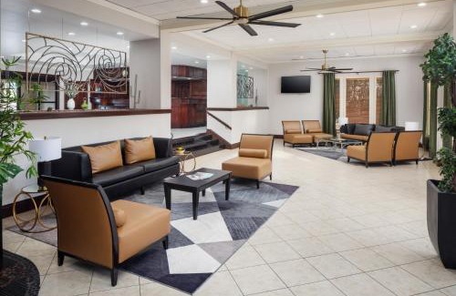 Tucson Hotel | Wyndham Tucson Airport Hotel & Conference Center