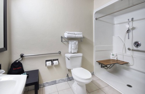Tucson Hotel | Wyndham Tucson Airport Hotel & Conference Center