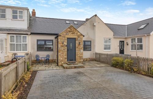 Durham House | Wynmine Cottage