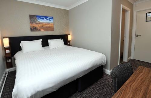 Wrexham Hotel | Wynnstay Arms, Wrexham by Marston's Inns