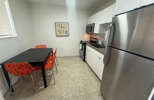 Allapattah Apartment | Wynwood Bungalows By Renzzi