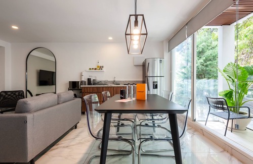 Miguel Hidalgo Apartment | Wynwood House Allan Poe