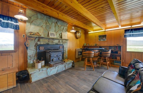 Daniel House | Wyoming Horse Property Near Outdoor Recreation!