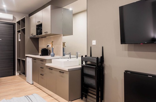 Athens City Centre Apartment | WYZ Museum by UPSTREET