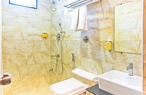 Hoysala Nagar Hotel | X by Bloom - Indiranagar