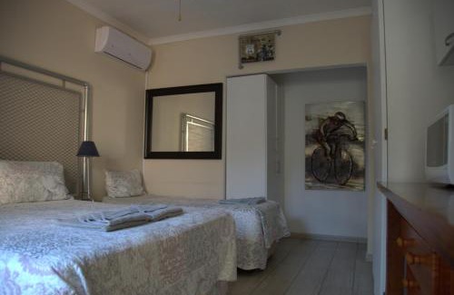 Garsfontein House | Xaviera Guest House