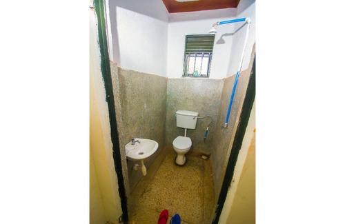 Jinja Hotel | Xcela Hotel