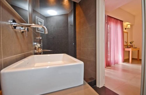 Old Town Naxos Hotel | Xenia Hotel