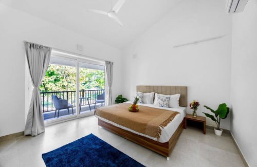 Vagator Hotel | Xenious Micro Villas Goa