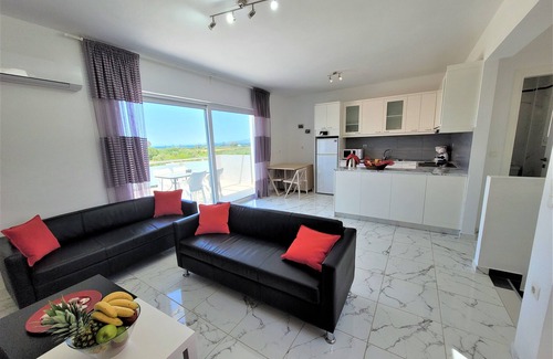 Zipari Villa | XENOS VILLA 3 - LUXURY VILLA WITH PRIVATE POOL NEAR THE SEA.