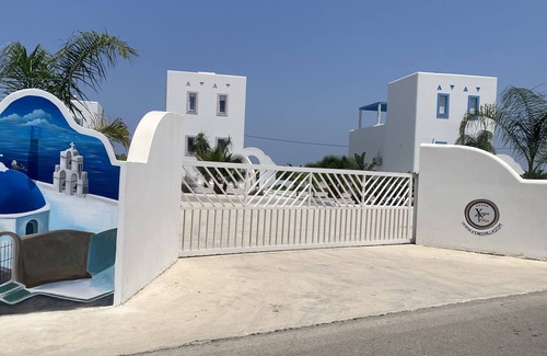 Zipari Villa | Xenos Villa 5 with a Private pool near the sea