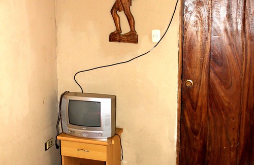 San Salvador House | Ximena s Guest House