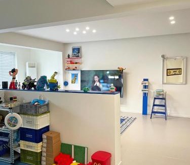 Suitland-Silver Hill House | xinm house