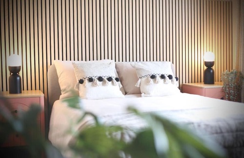 Blackpool House | xxBrand Newxx sleeps 8, stylish japandi house