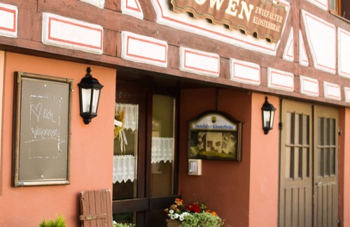 Hayingen Apartment | XXL vacation apartment "Blumenwiese", 140sqm, garden, 5 bedrooms, max. 14 persons