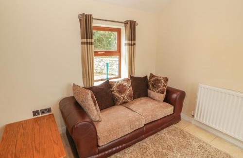 Dinas House | Y Beudy Cottage