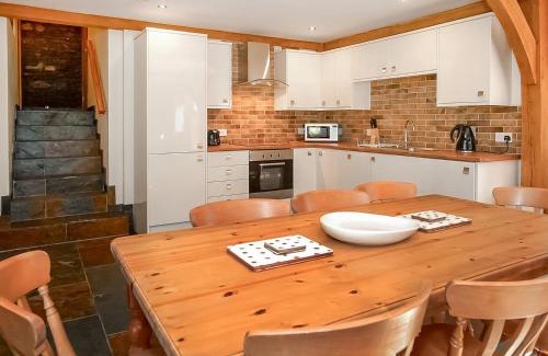 Llanrhidian Higher House | Y Beudy - Uk49917
