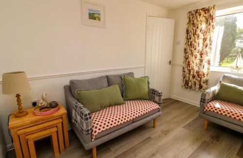Llangefni House | Y Bwthyn