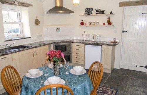 Rhydymain Cottage | Y BWYTHYN AT HENFAES, family friendly, with open fire in Rhydymain