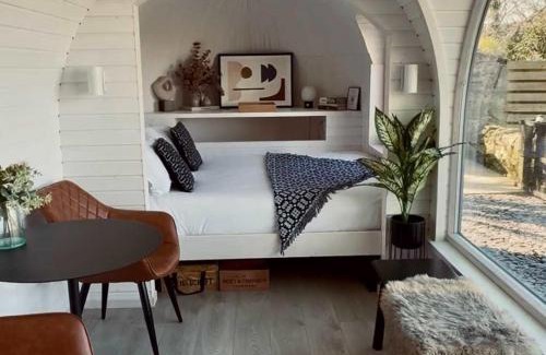 Amlwch House | Y Caban - A Luxury Rural Retreat with Seaviews