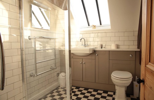 Conwy House | Y Capel