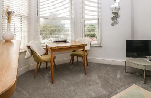 Criccieth Apartment | Y Castell Apartment 2