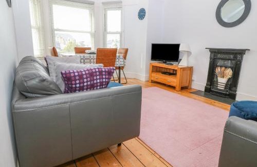 Criccieth Apartment | Y Castell Apartment 3