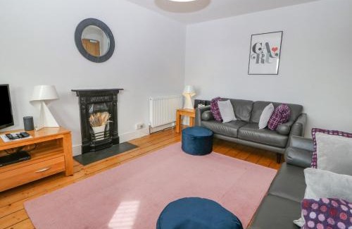 Criccieth Apartment | Y Castell Apartment 3