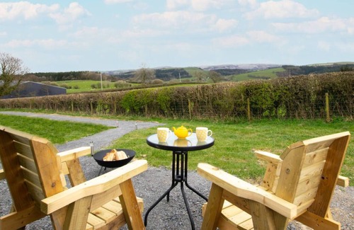 Caersws Ski Chalet | Y Cwtch in the beautiful Caersws