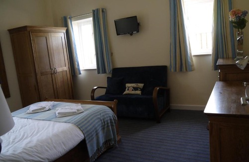 Cardigan House | Y Felin Cottage