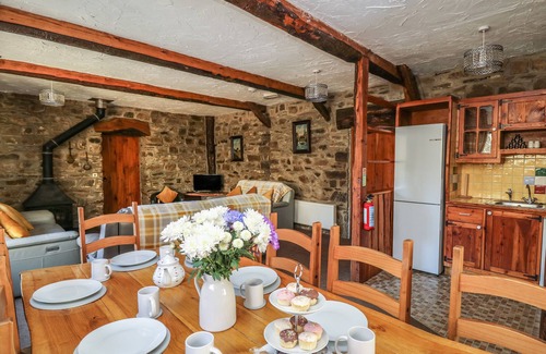 Llanybydder Cottage | Y Felin