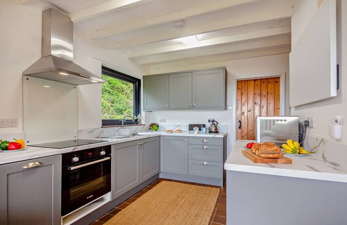 Aberdaron House | Y Grogen - Two Bedroom House, Sleeps 4
