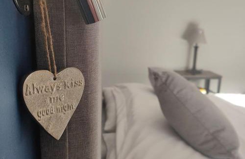 Glangrwyney Apartment | Y Llofft - Cosy Country Retreat in the Brecon Beacons