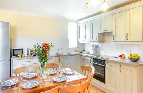 Mynytho House | Y Stabal - Cottage