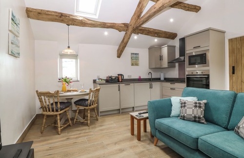 Dyffryn Ardudwy Cottage | Y Stabl