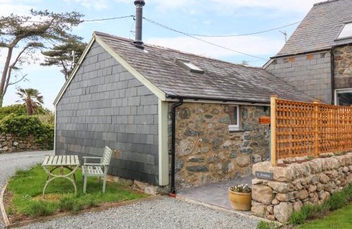 Dyffryn Ardudwy House | Y Stabl