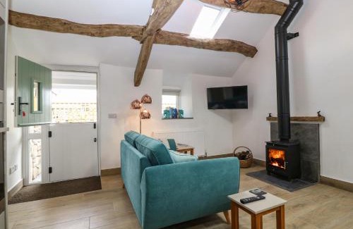 Dyffryn Ardudwy House | Y Stabl
