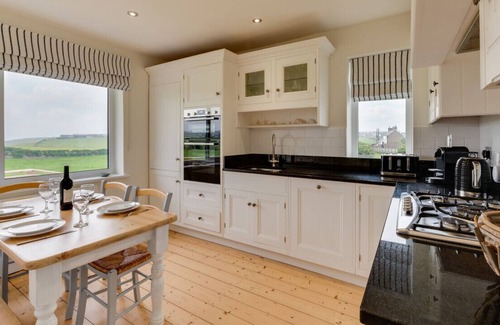 Llanengan House | Y Wenffrwd - Two Bedroom House, Sleeps 4