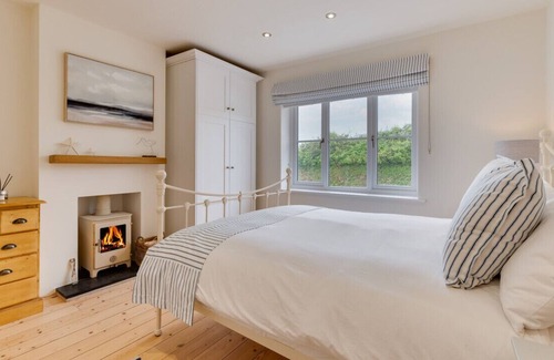 Llanengan House | Y Wenffrwd - Two Bedroom House, Sleeps 4
