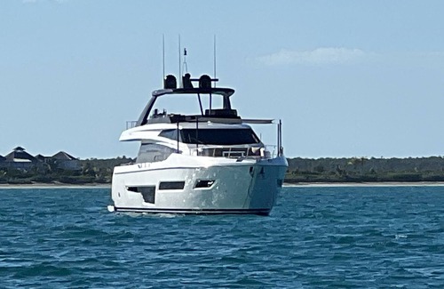 Paradise Island Boat Rental | Yacht Atlantis Bahamas charter Christmas and new years available 45k/week