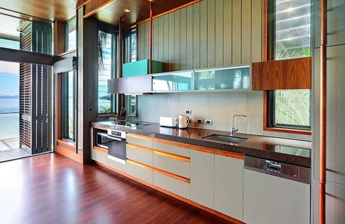 Hamilton Island Apartment | Yacht Club Villa 20, Beautiful Ocean Front Villa on Hamilton Island