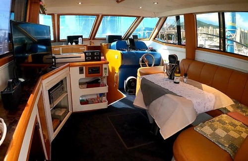 Haeundae Boat Rental | Yacht King