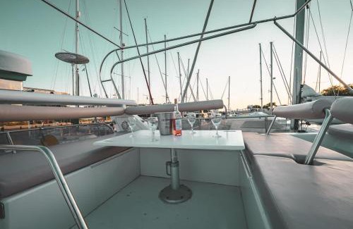 La Rochelle City Centre Boat Rental | Yacht La Rochelle, 5 pers, 2 sdb
