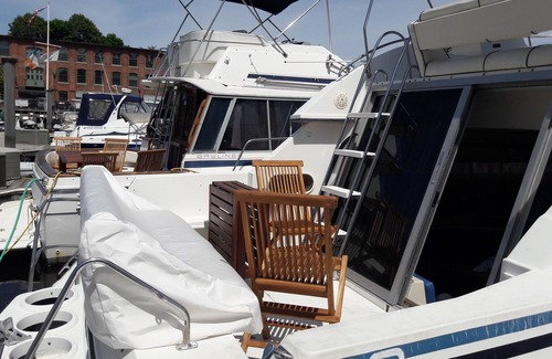 Downtown Boat Rental | Yacht rental Downtown Providence