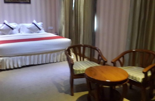 Mandalay Hotel | Yadanar Theingi Hotel