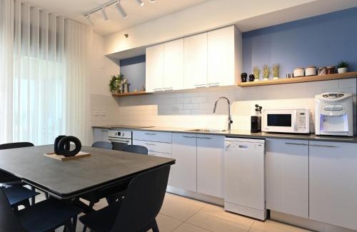 Migdal Apartment | Yalarent C Kinneret Amazing Apartments